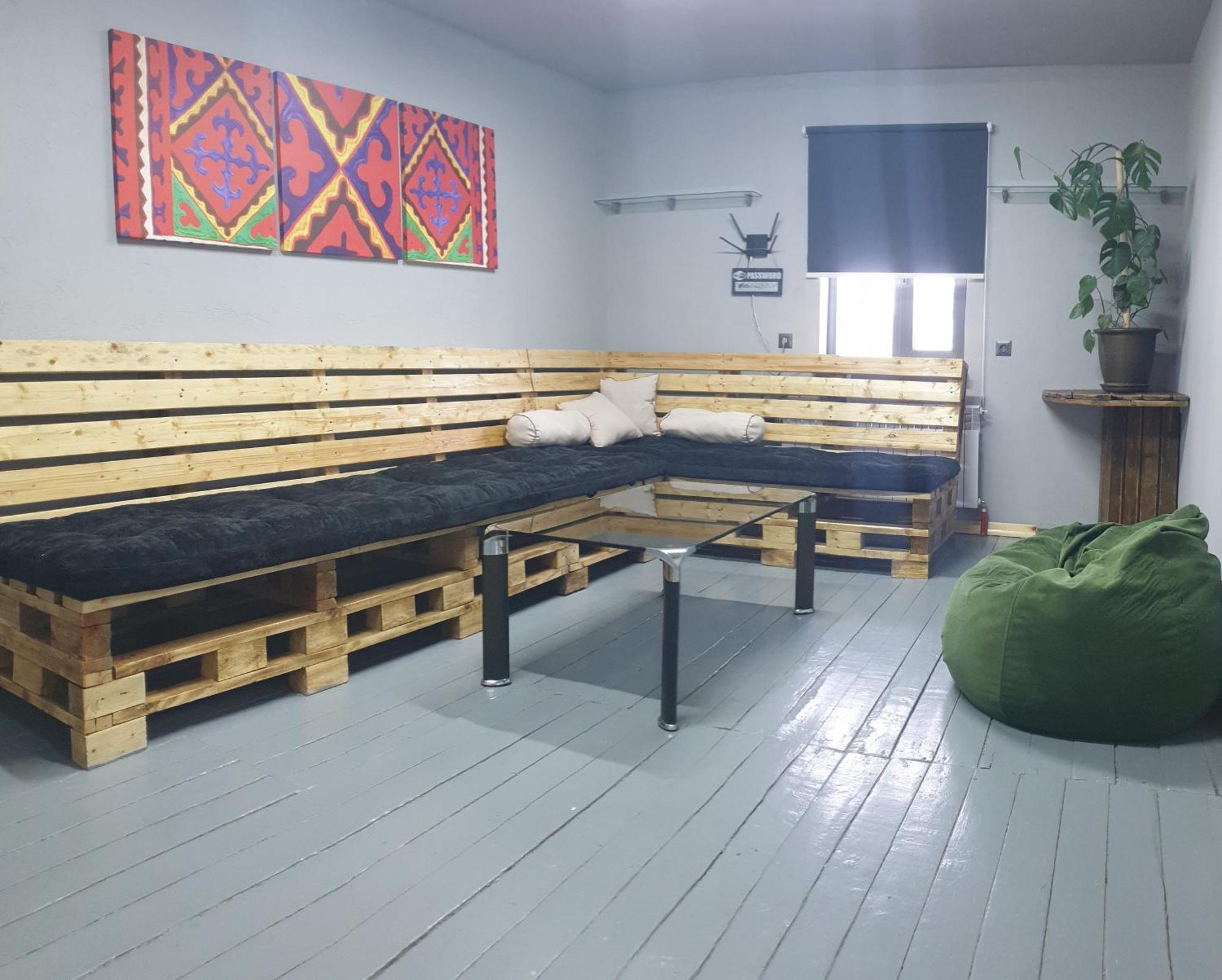 Mine Hostel Dzhergalan Jyrgalan Eksteriør bilde