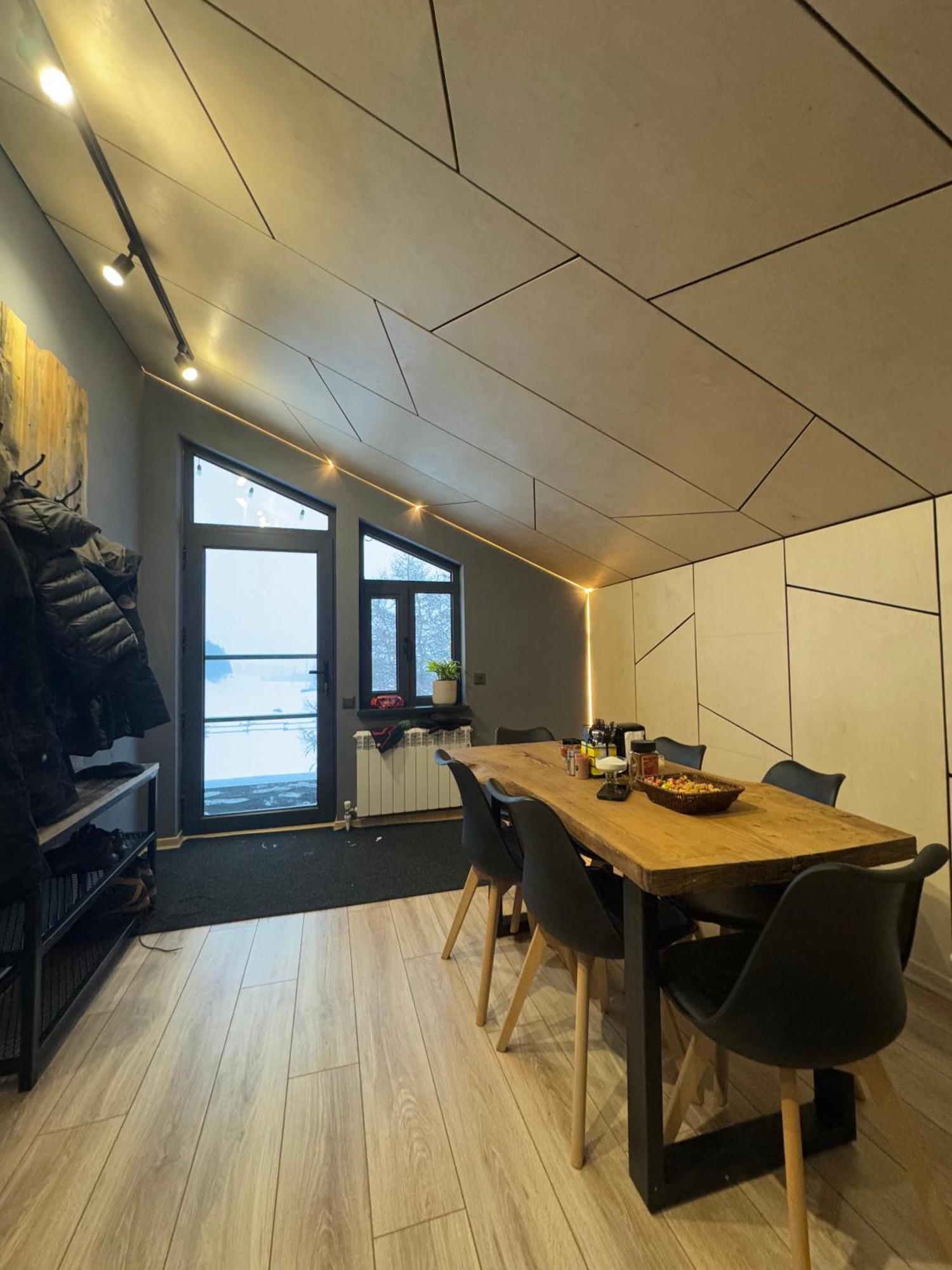 Mine Hostel Dzhergalan Jyrgalan Eksteriør bilde
